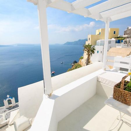 Menias Cave House Apartment Oia  Exterior photo